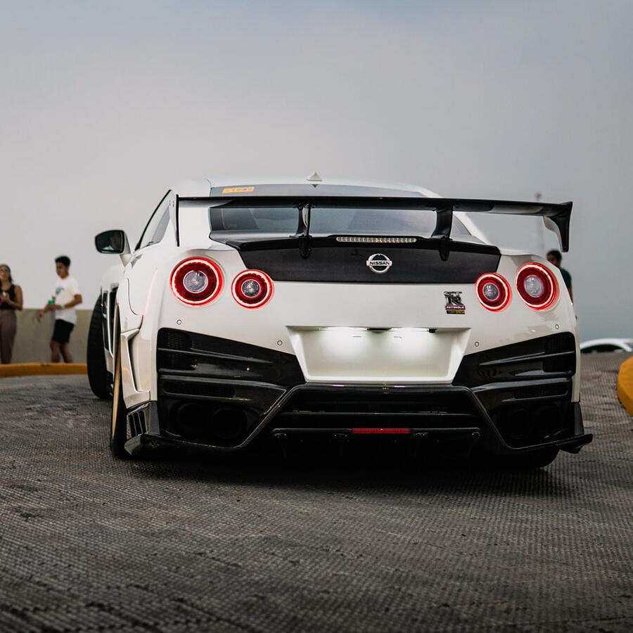 R35